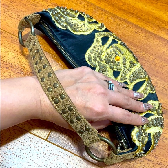 Vintage Beaded Betsy Johnson Mini Bag 🖤🔱 - Picture 5 of 5